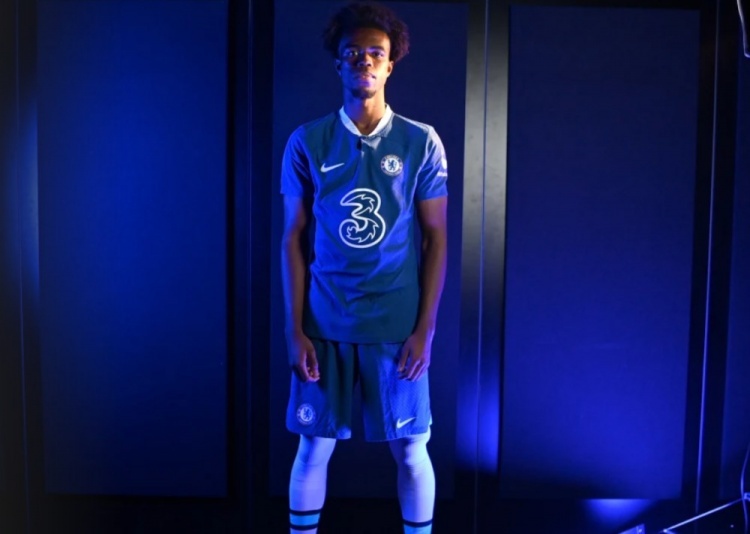 体育创新-切尔西坚持楚克乌梅卡永久转会，拒绝租借选项