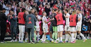 球迷致敬穆勒：感谢二十年忠诚相伴，25号传奇就是拜仁慕尼黑