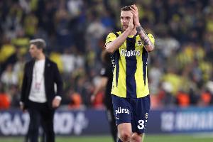 土媒：费内巴切1000万欧报价买断什克，为球员提供800万欧年薪