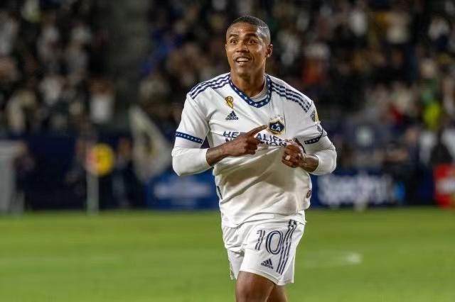 1698190527760007406.jpg 319b4b4ab4830a752367d937849dc85.jpg