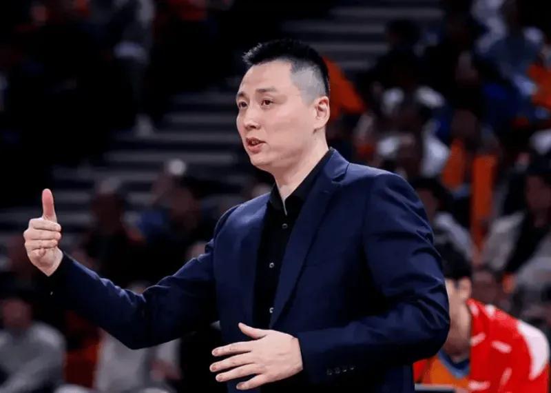 华体会APP官网-胜四川发布会！卢伟直指全队命中率高，袁堂文致谢四川的培养！